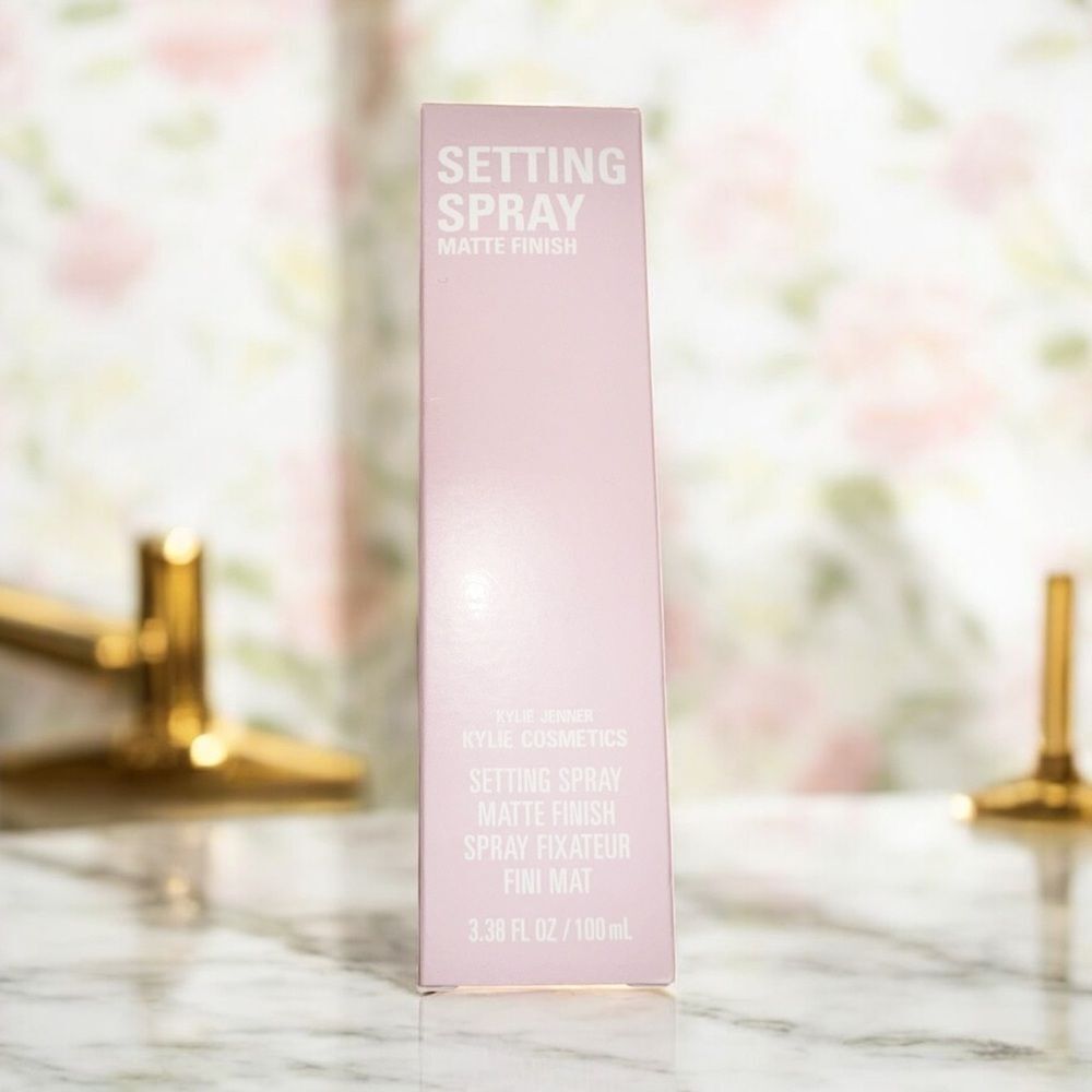 Kylie Cosmetics Setting Spray - Matte Finish